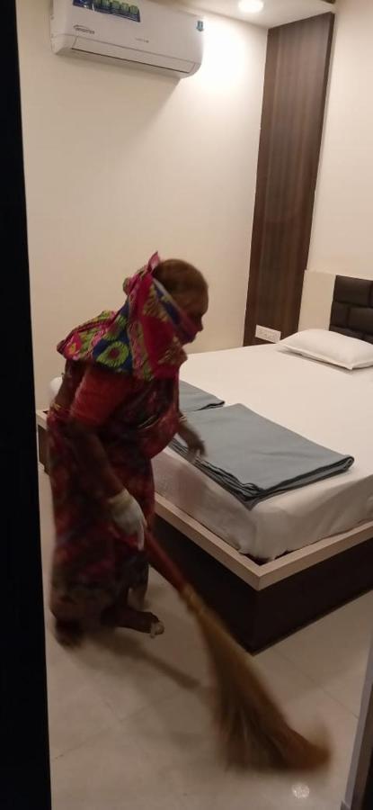 Super Hotel O Shri Shiva Palace Raipur  ภายนอก รูปภาพ