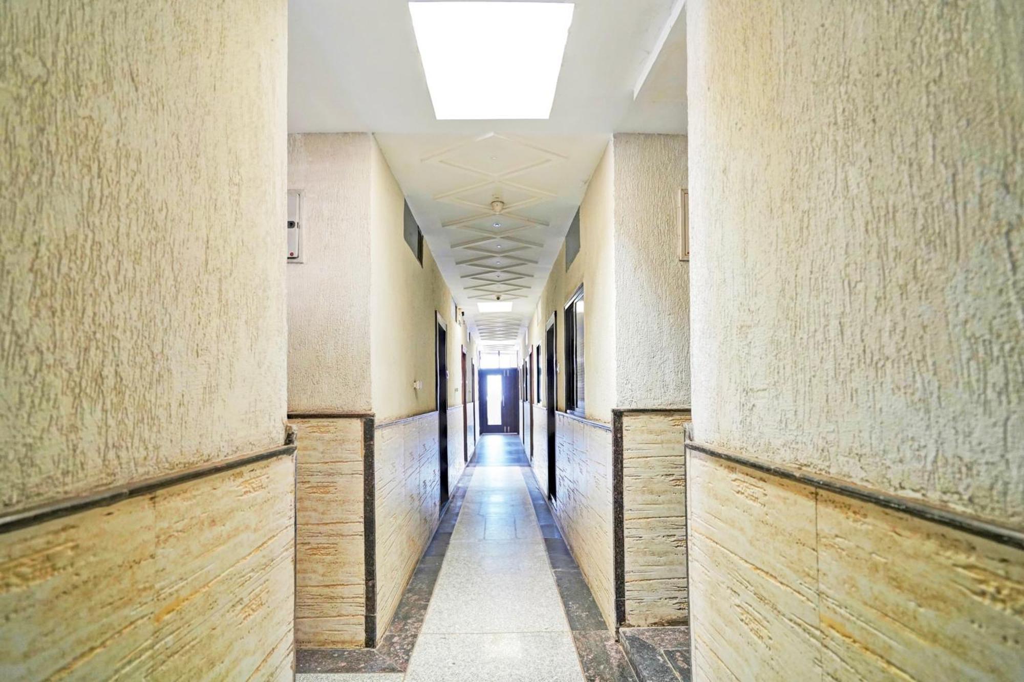 Super Hotel O Shri Shiva Palace Raipur  ภายนอก รูปภาพ