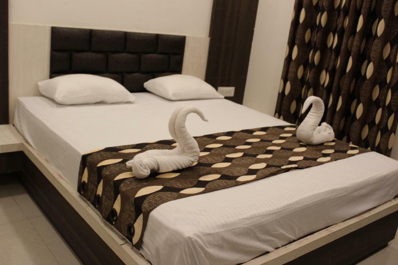 Super Hotel O Shri Shiva Palace Raipur  ภายนอก รูปภาพ